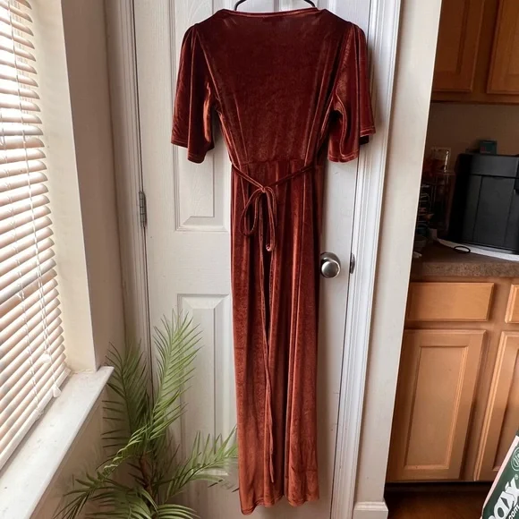 Baltic Born Elegant Velvet Wrap Dress - Picture 4 of 16